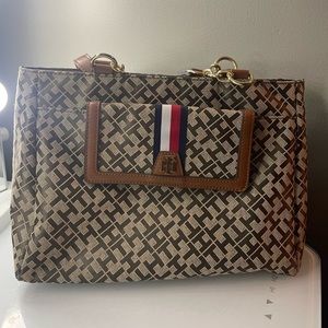 Tommy Hilfiger purse